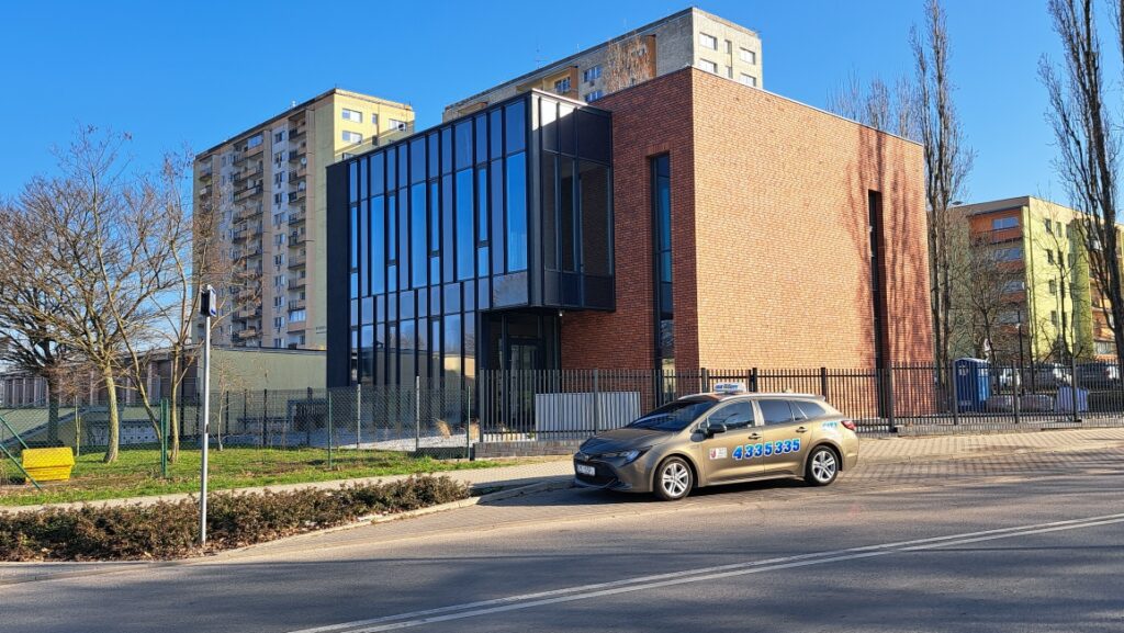 Romera 3 office south west